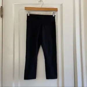 lululemon athletica | Pants & Jumpsuits | Lululemon Wunder Under Crops ...